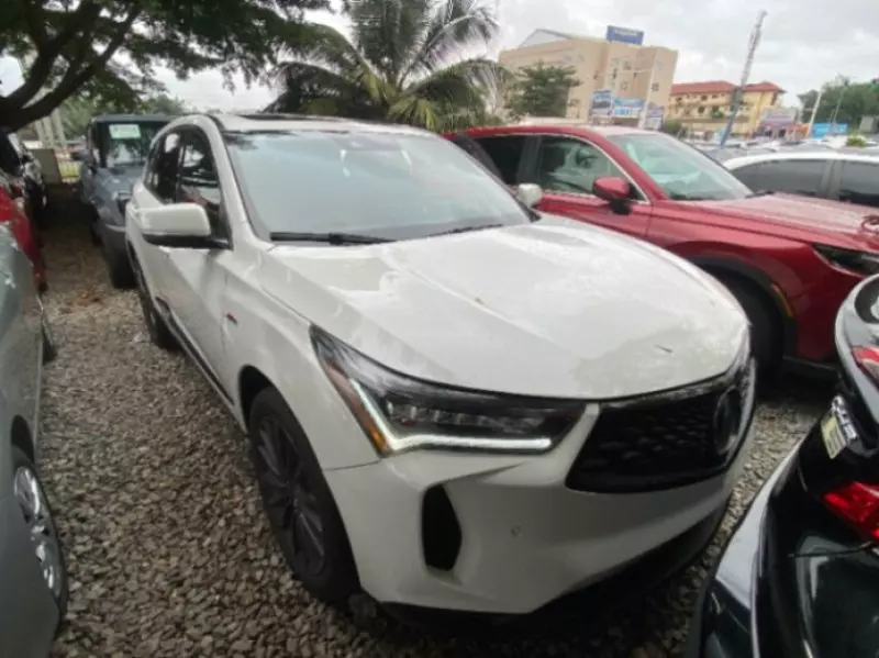 Acura RDX   - 2023