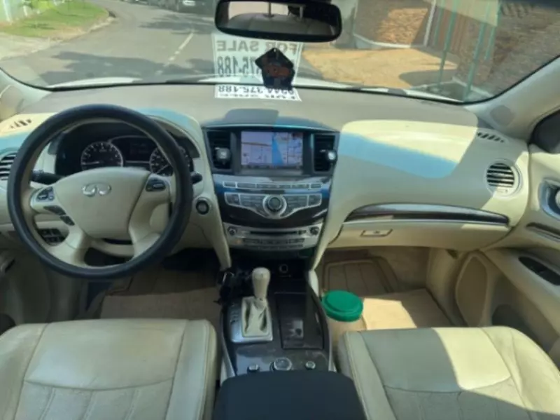 Nissan Infiniti   - 2014