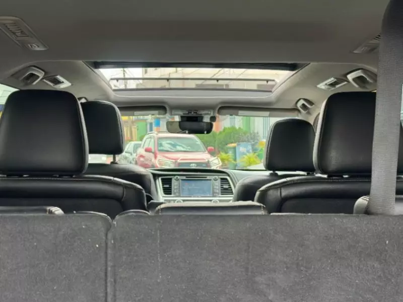TOYOTA Highlander   - 2018