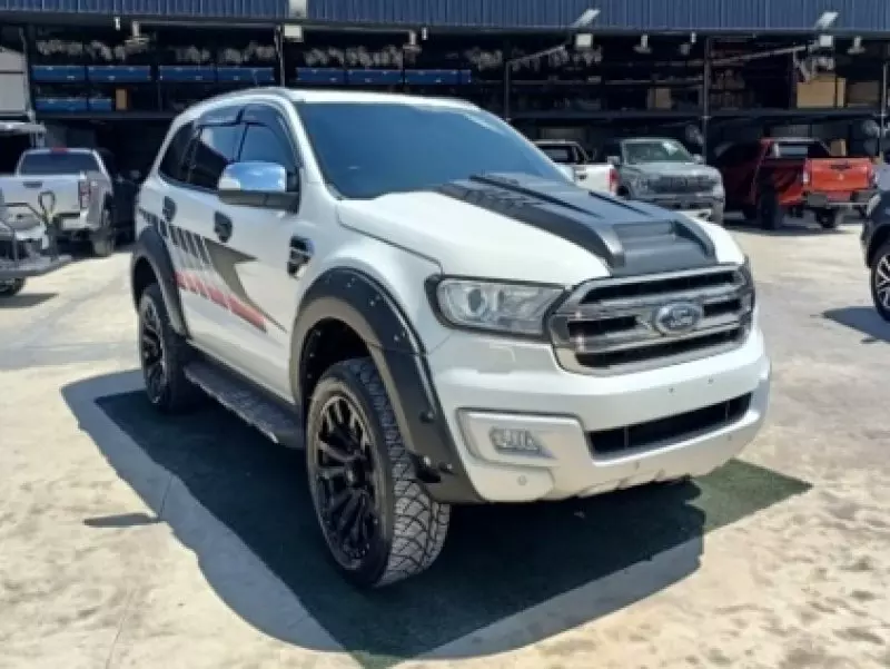 Ford Everest   - 2016