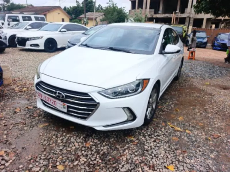 Hyundai Elantra   - 2017