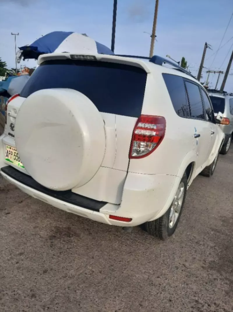 Toyota RAV4   - 2012