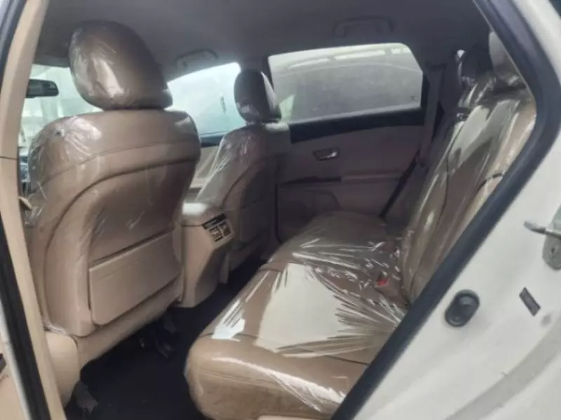 TOYOTA Venza   - 2010
