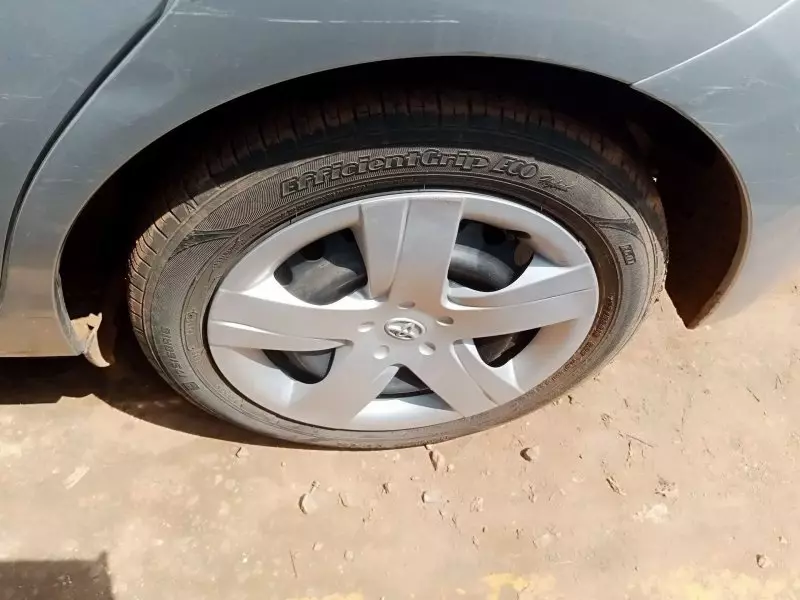 Toyota Ractis   - 2013