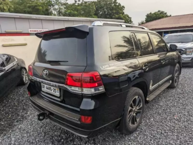 Toyota Land Cruiser   - 2013