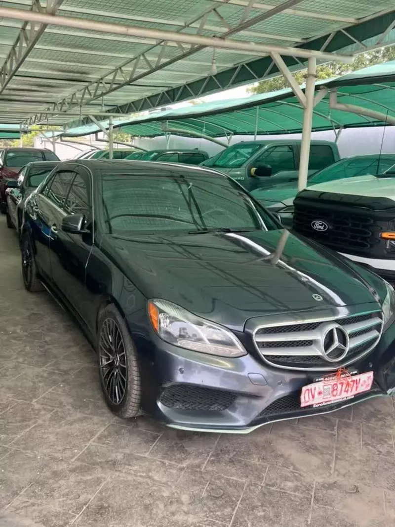 Mercedes-Benz E350   - 2016