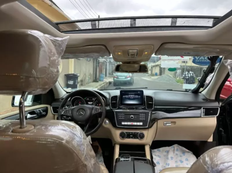Mercedes-Benz GLE 350   - 2016