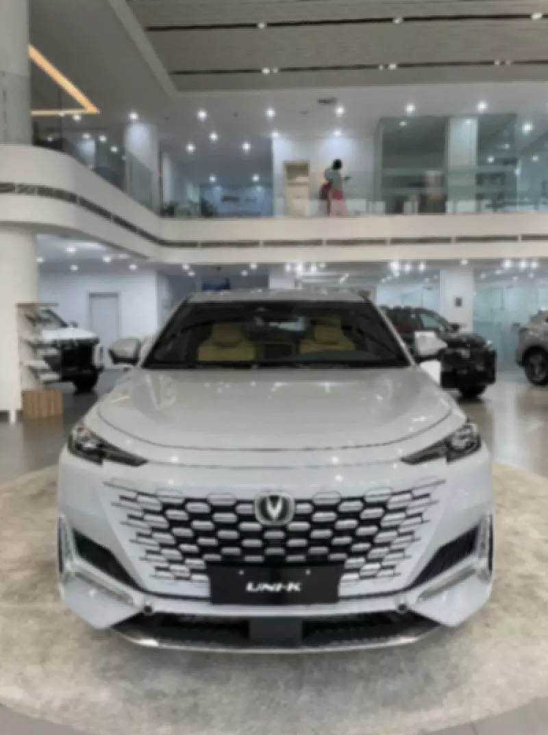 CHANGAN Uni-k   - 2025