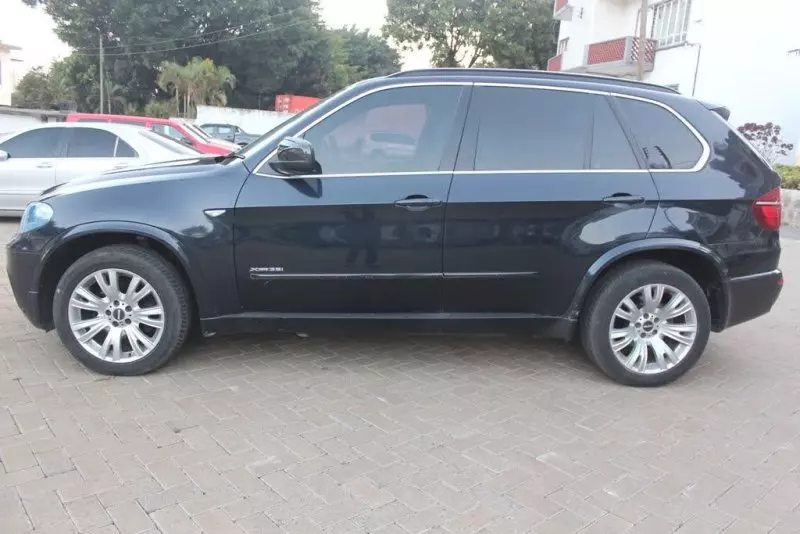 BMW X5   - 2013