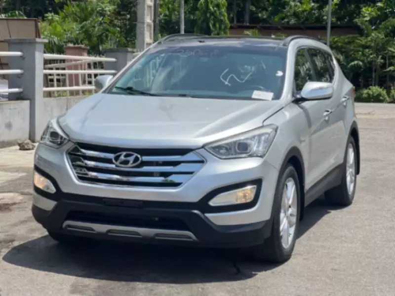 Hyundai Santa Fe Sport   - 2014