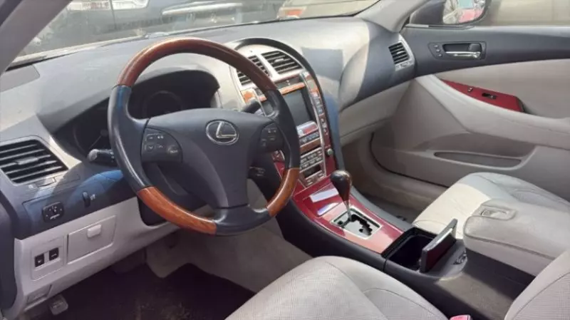 Lexus ES 350   - 2009