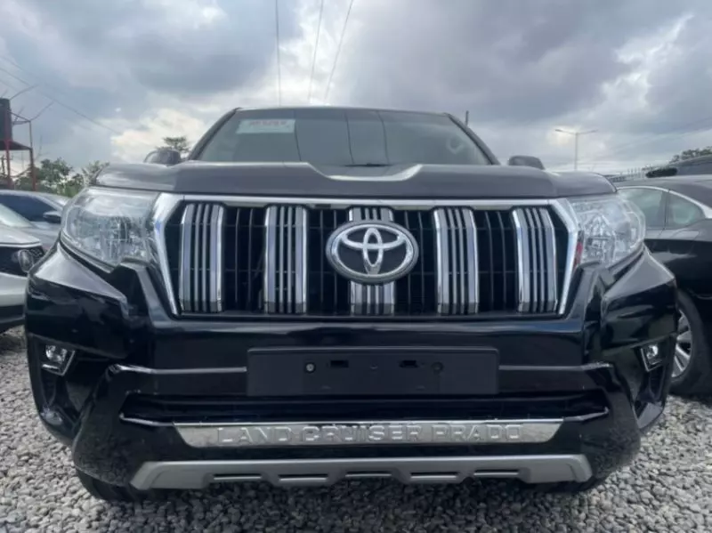 TOYOTA Landcruiser Prado - 2023
