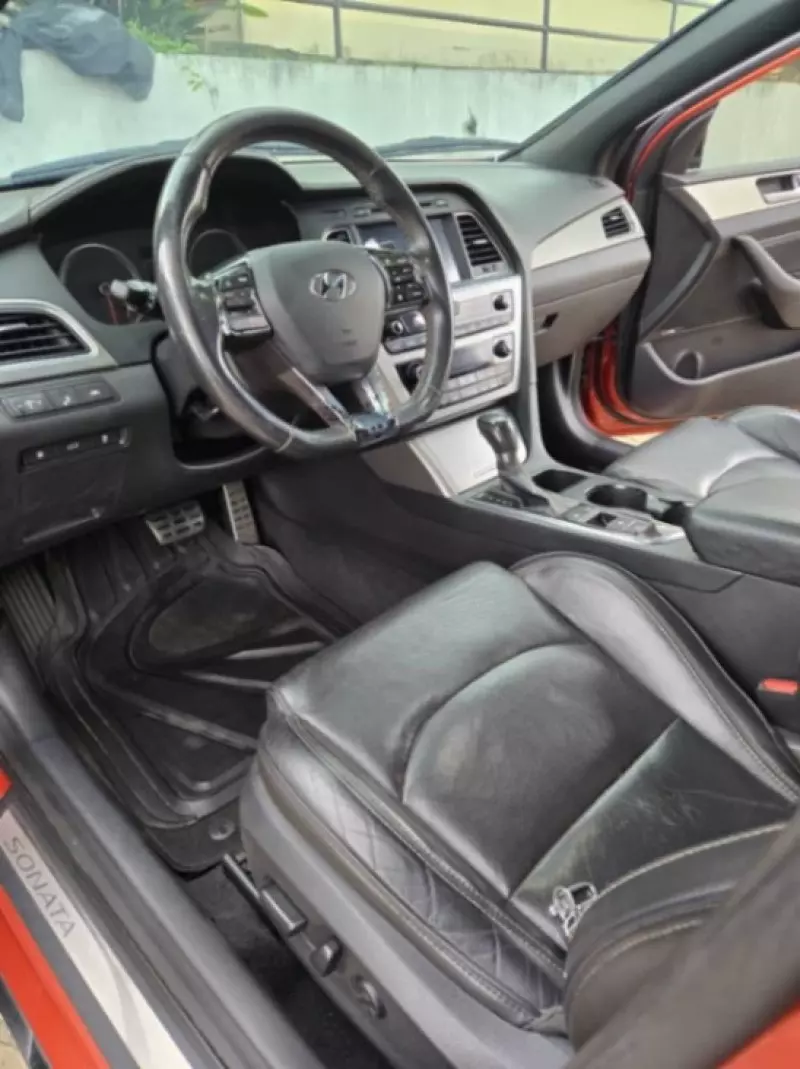 Hyundai Sonata   - 2015