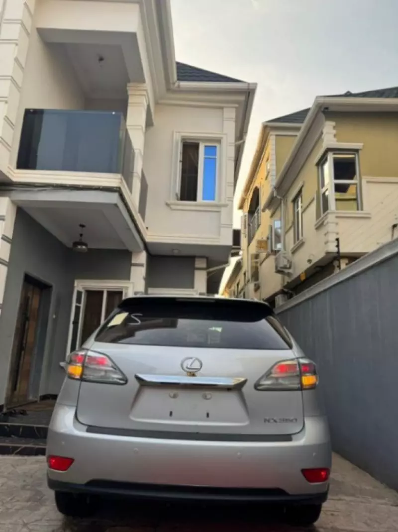 Lexus RX 350   - 2012