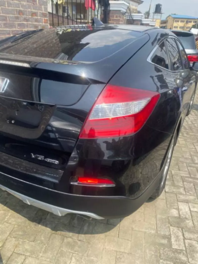 Honda Crosstour   - 2014
