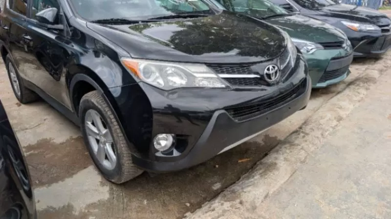 Toyota RAV 4   - 2014