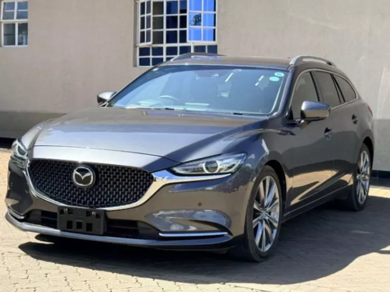 Mazda Atenza    - 2018