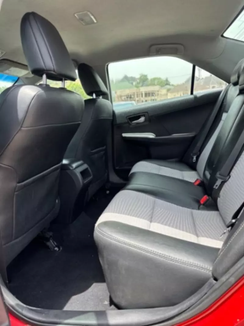 TOYOTA Camry   - 2012