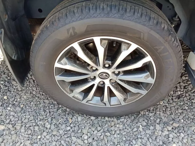 TOYOTA Landcruiser Prado   - 2019