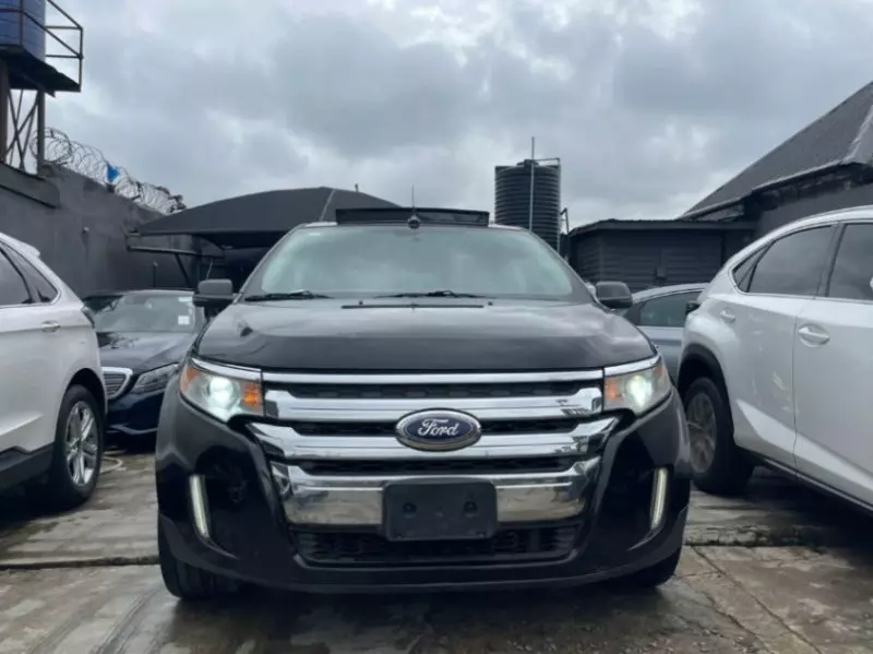 Ford Edge 3.5L    - 2013
