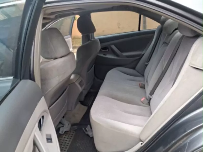 TOYOTA Camry   - 2010