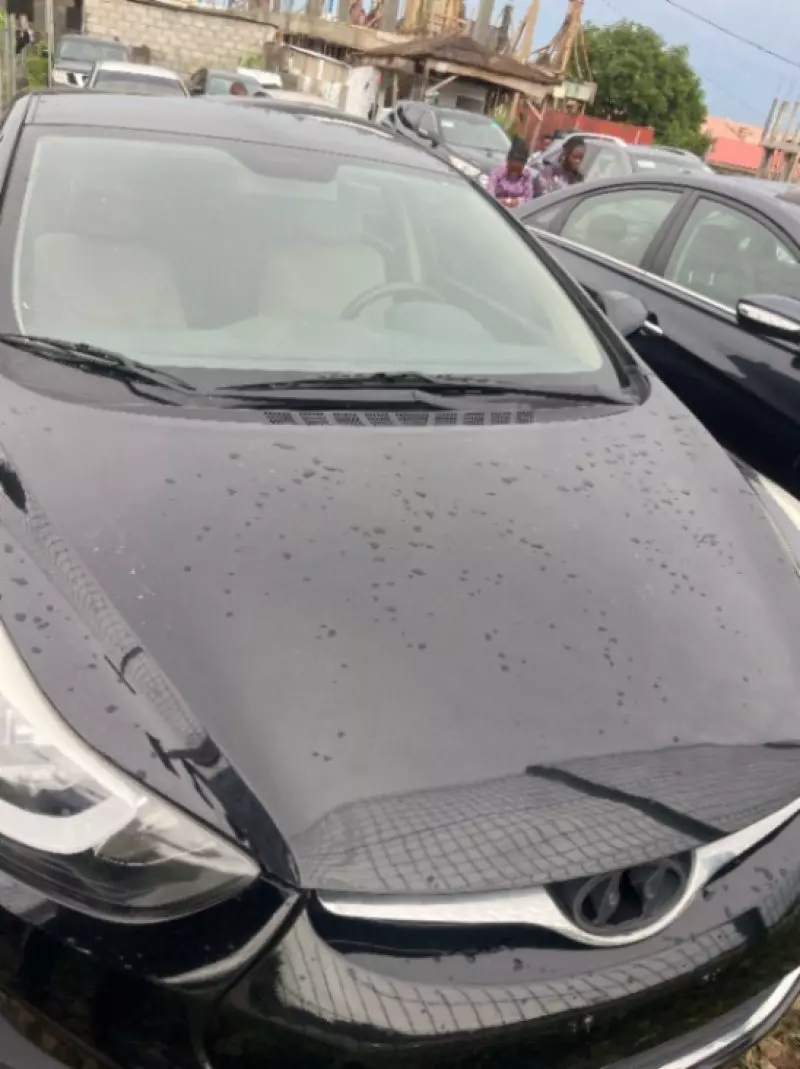 Hyundai Elantra   - 2016