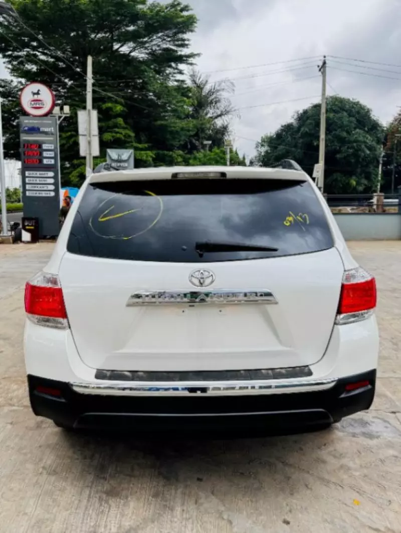 TOYOTA Highlander - 2013