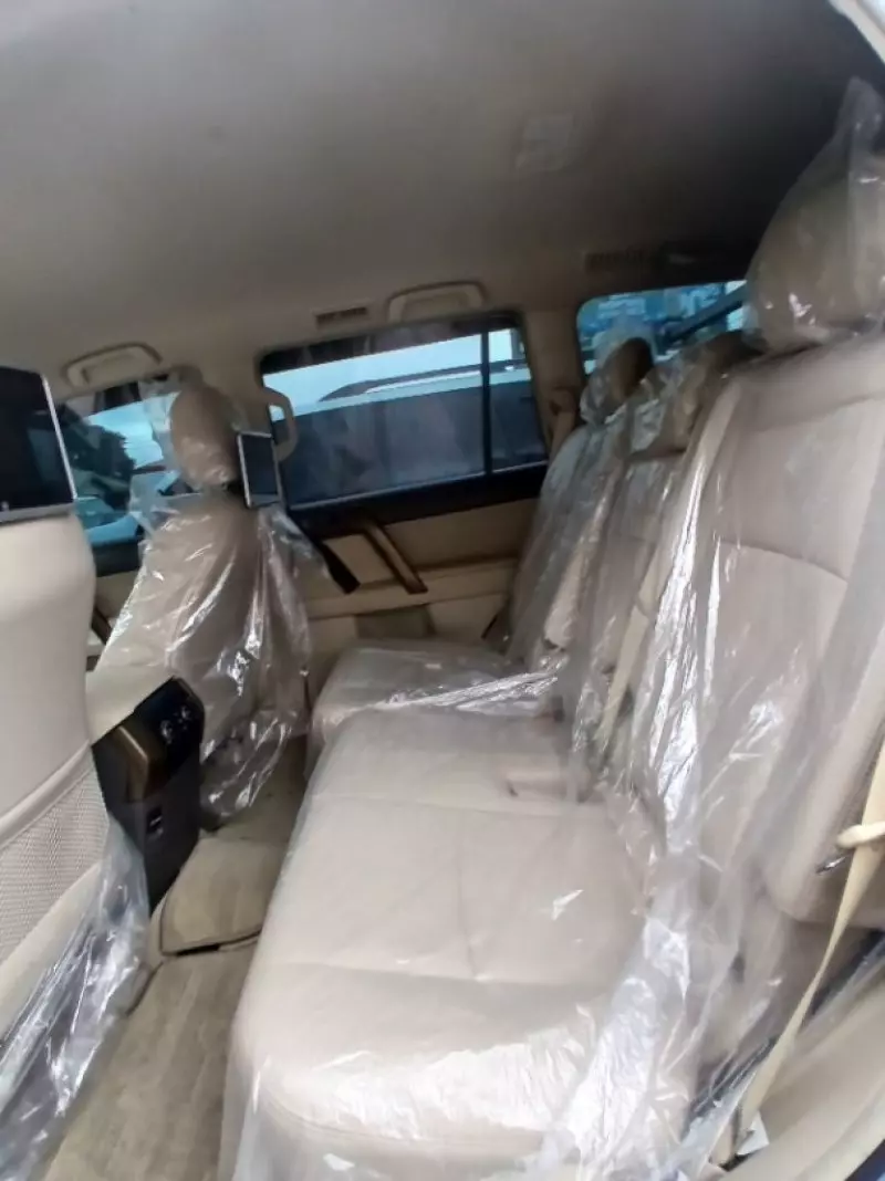 TOYOTA Landcruiser Prado   - 2018