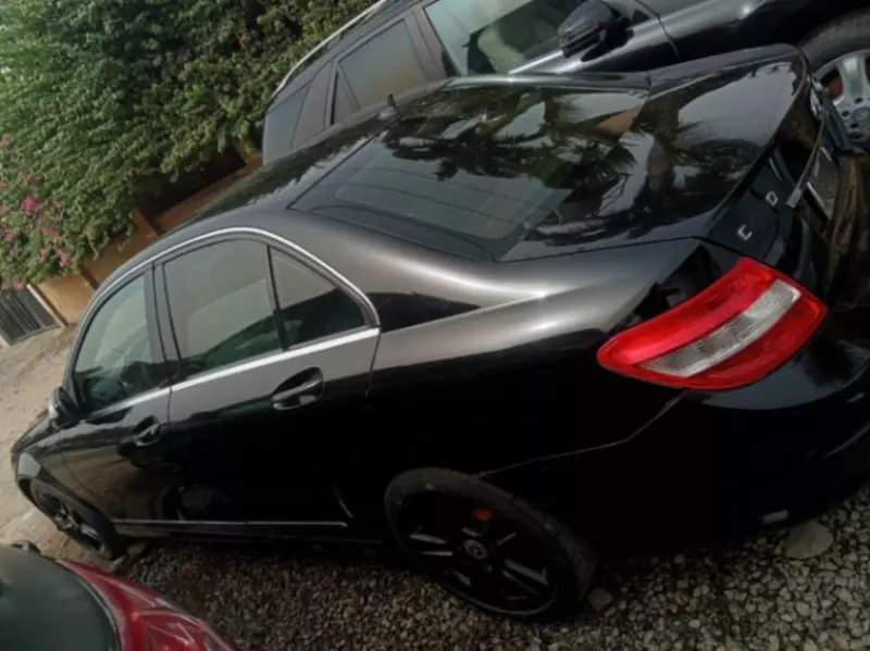 Mercedes-Benz C-Class   - 2009