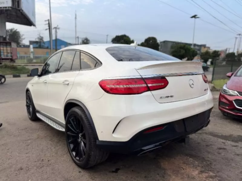Mercedes-Benz GLE-Class   - 2019