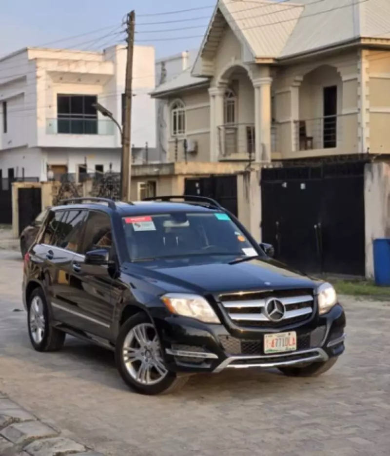 Mercedes-Benz GLK 350   - 2013