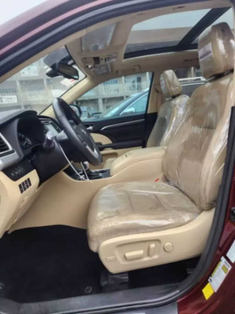 TOYOTA Highlander - 2016