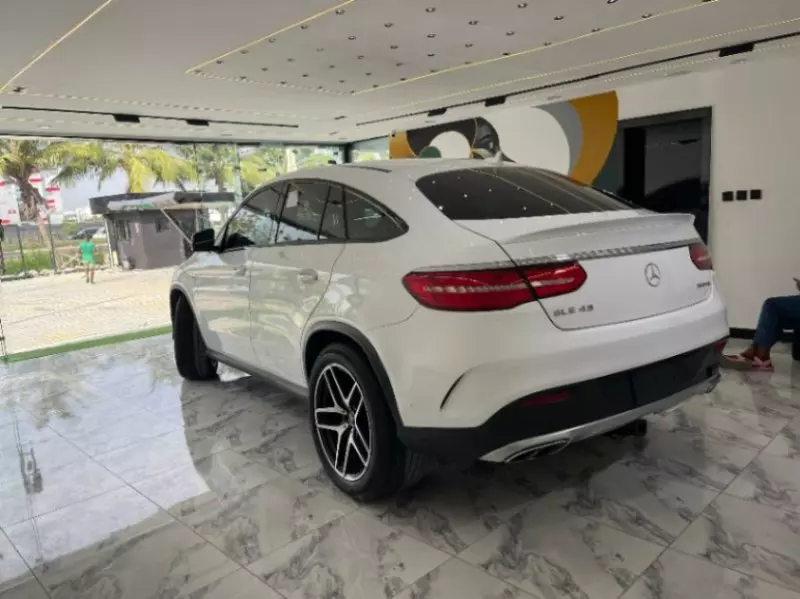 Mercedes-Benz GLE 43 AMG   - 2018