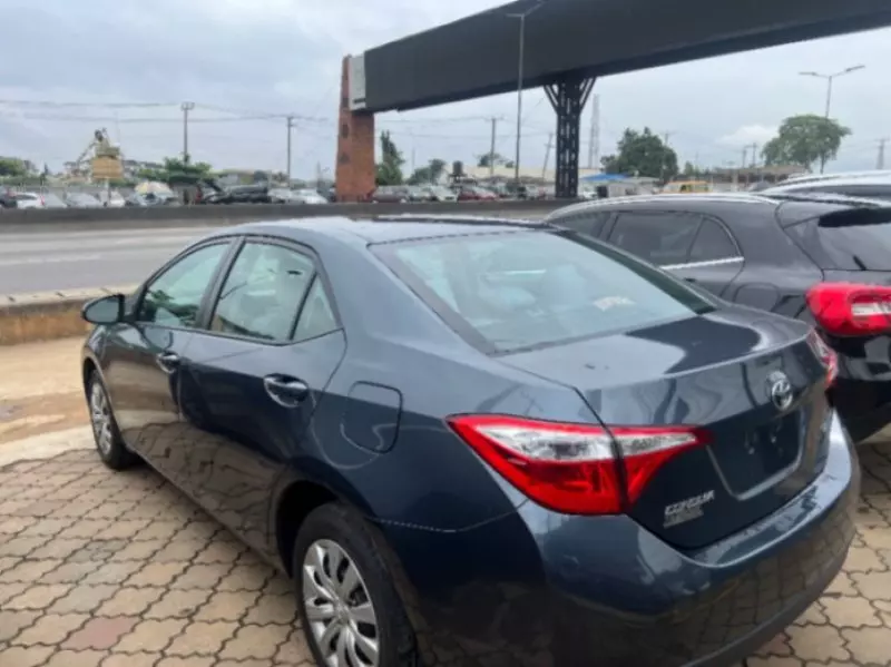 TOYOTA Corolla   - 2016