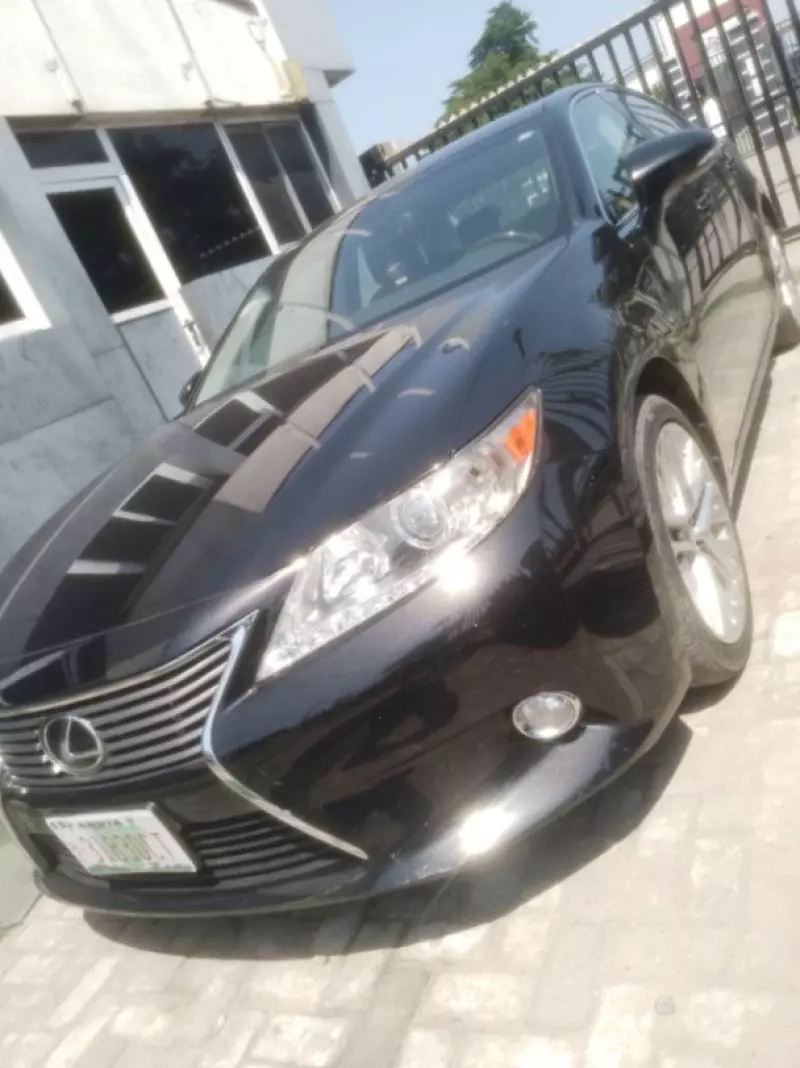 Lexus ES 350   - 2014