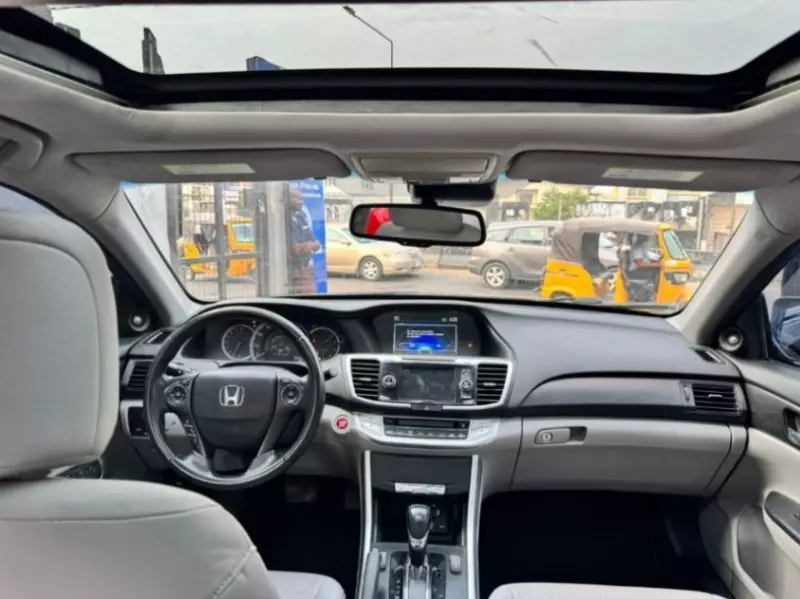 Honda Accord   - 2013