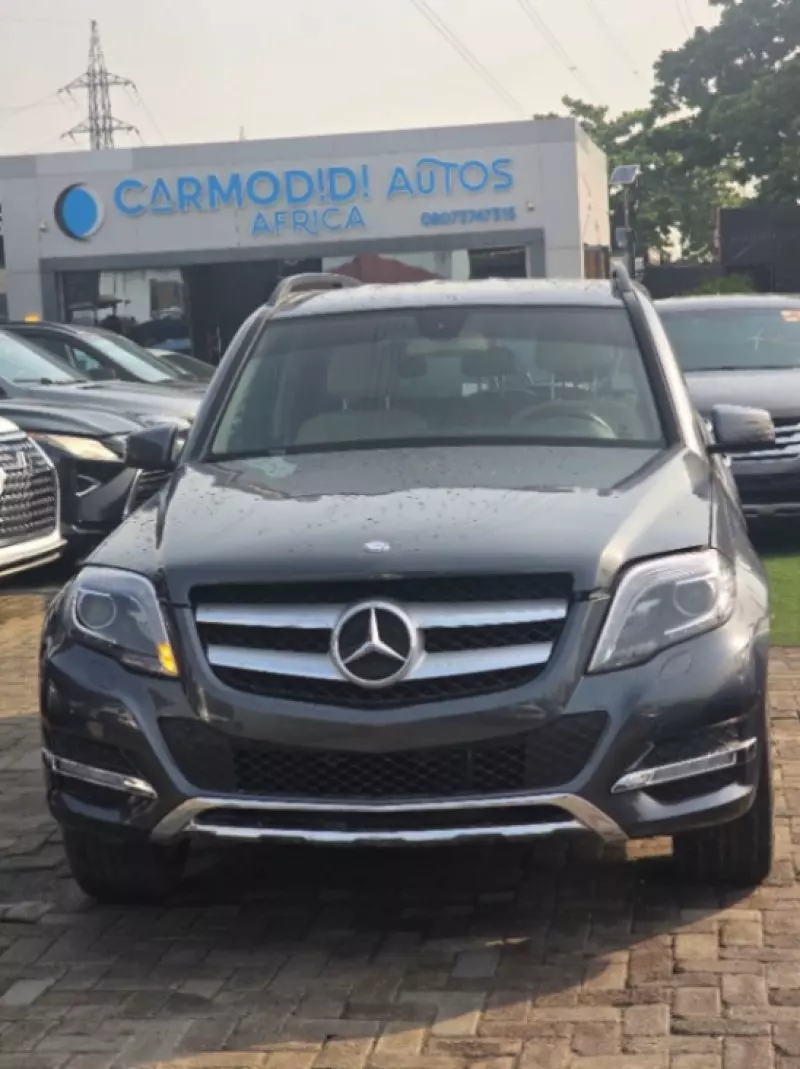 Mercedes-Benz GLK 350   - 2014