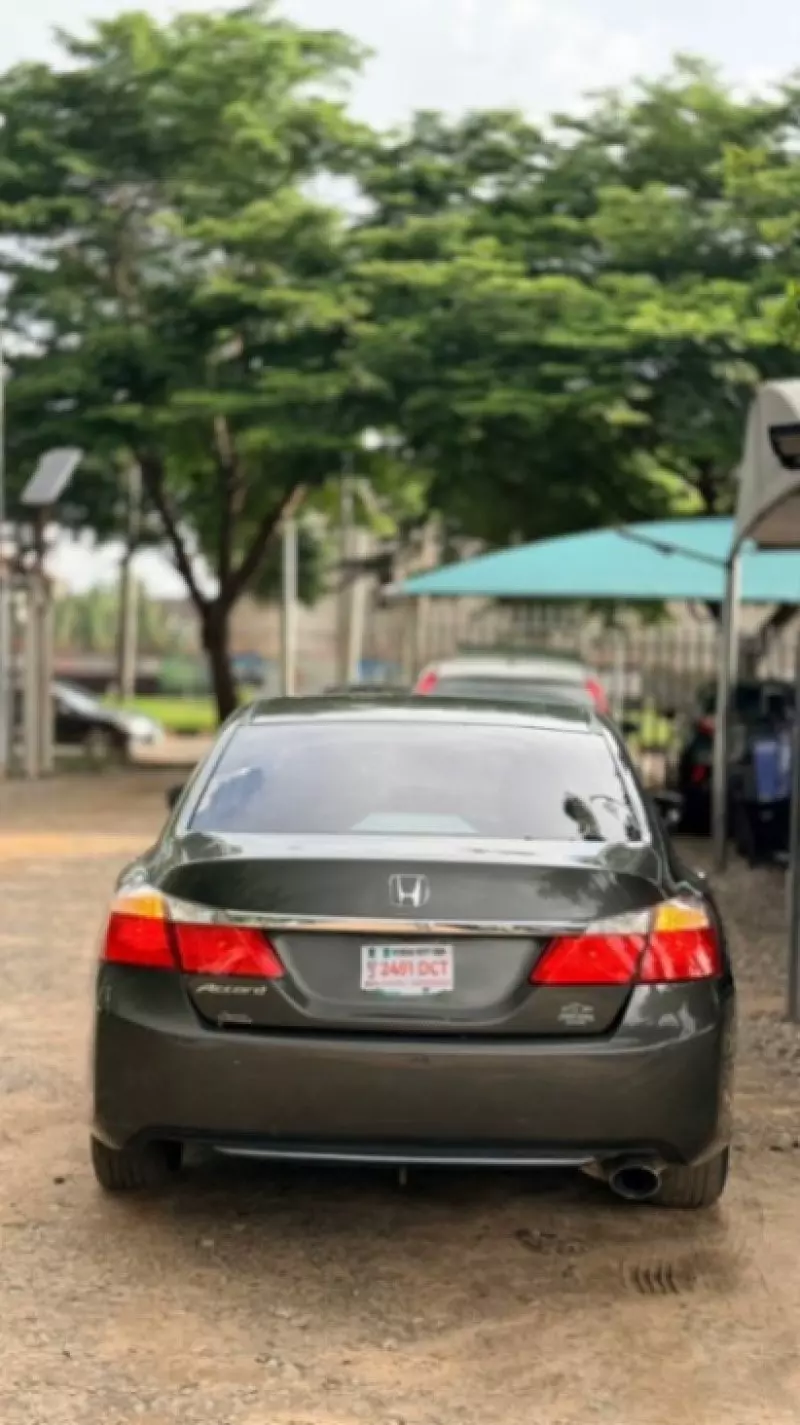 Honda Accord - 2013