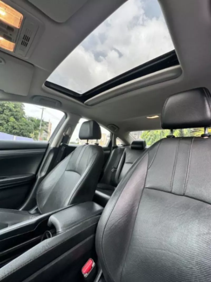 Honda Civic   - 2017