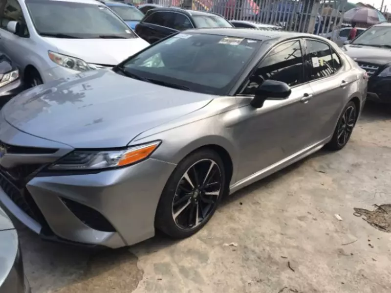 TOYOTA Camry   - 2019