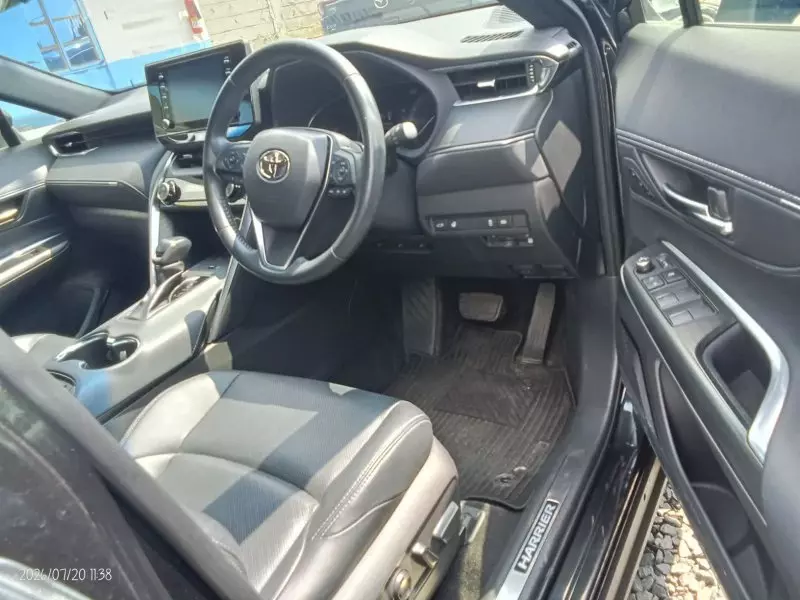 TOYOTA Harrier - 2020