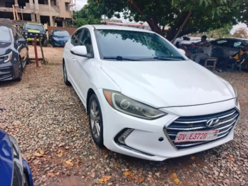 Hyundai Elantra   - 2017