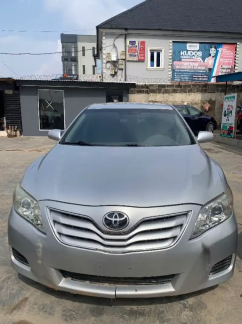Toyota Camry   - 2007