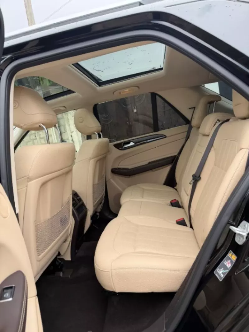 Mercedes-Benz GLE-Class   - 2017