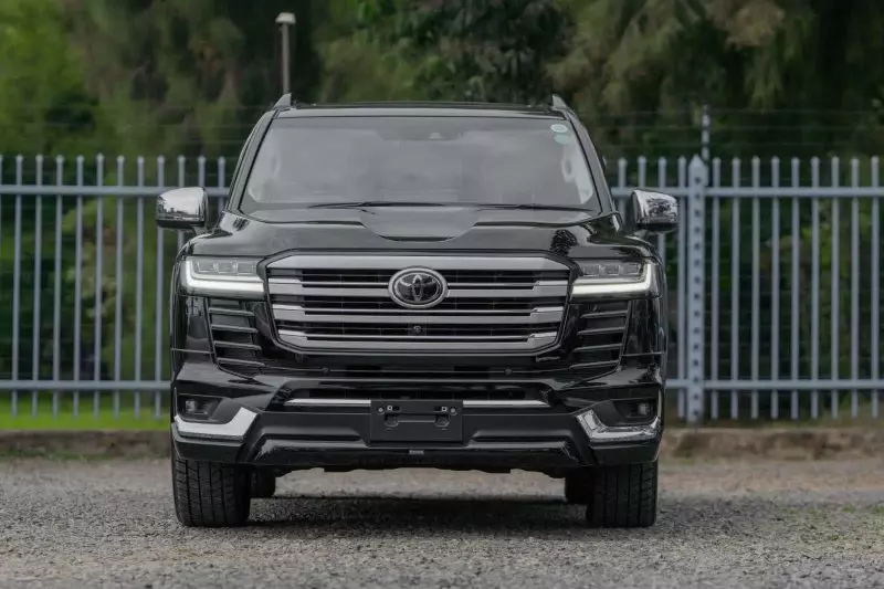 TOYOTA Landcruiser ZX   - 2023
