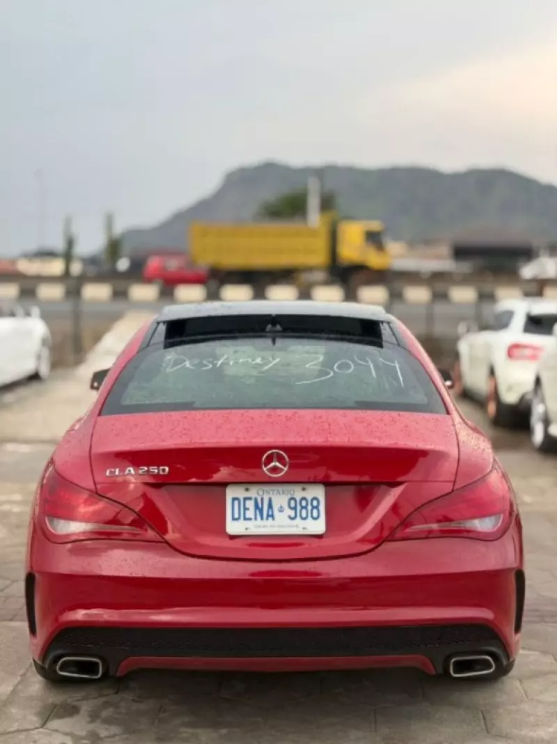 Mercedes-Benz CLA 250   - 2014
