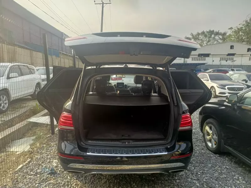 Mercedes-Benz GLE-Class   - 2016