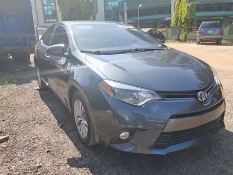 Toyota Corolla   - 2015