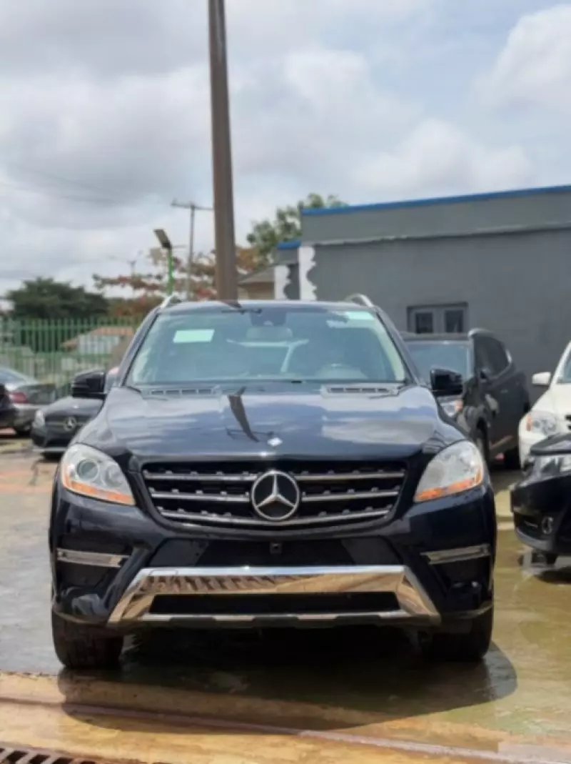 Mercedes-Benz ML-Class   - 2013