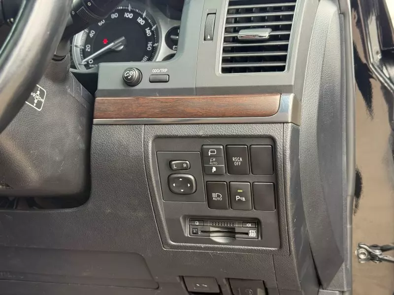 Toyota Landcruiser ZX   - 2018